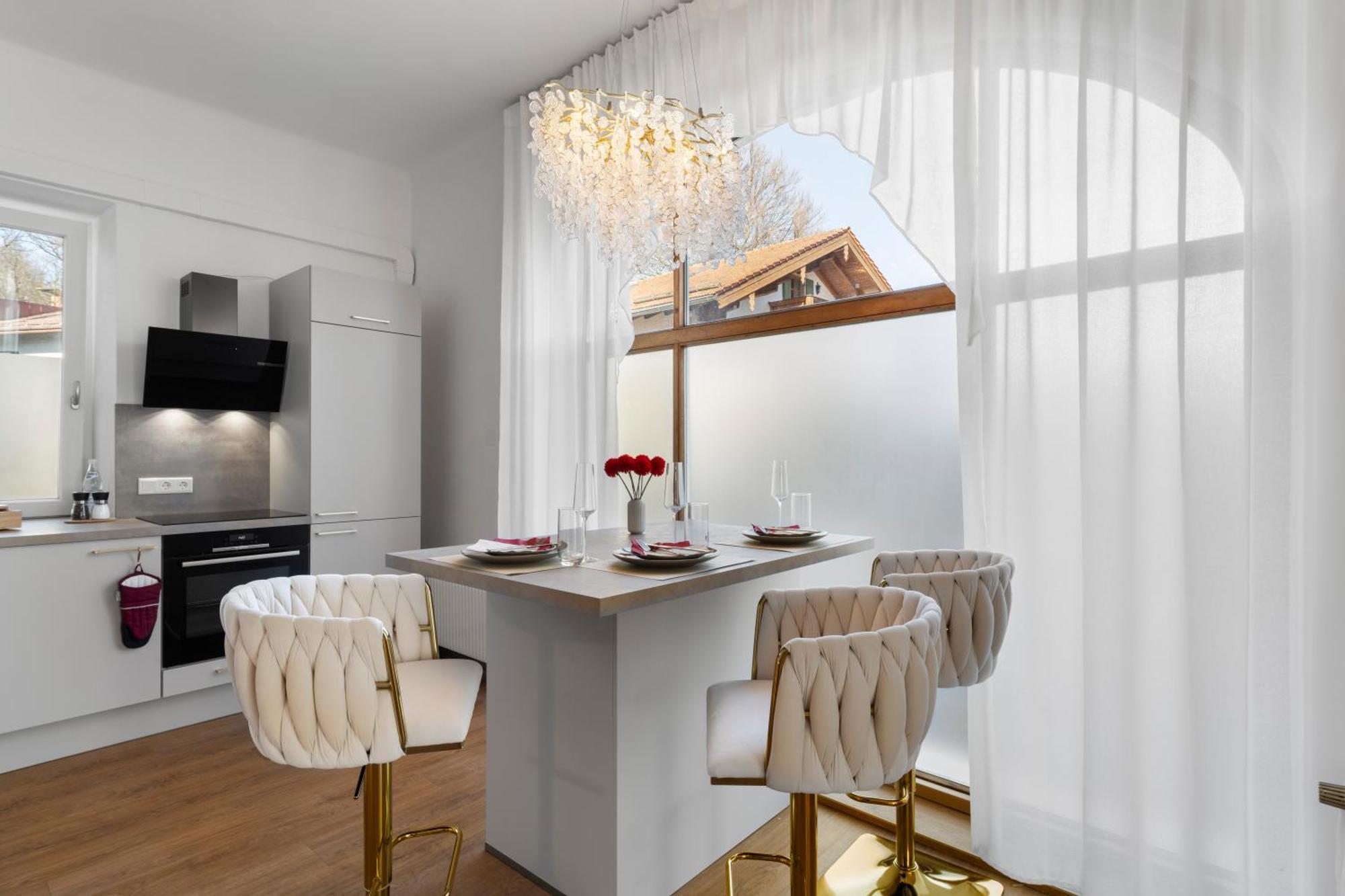 Liebelei Miesbach - Boutique-Apartment Mit Terrasse Im Zentrum Εξωτερικό φωτογραφία