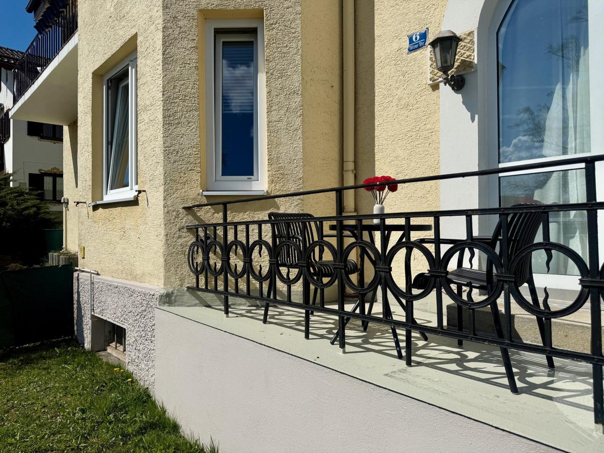 Liebelei Miesbach - Boutique-Apartment Mit Terrasse Im Zentrum Εξωτερικό φωτογραφία