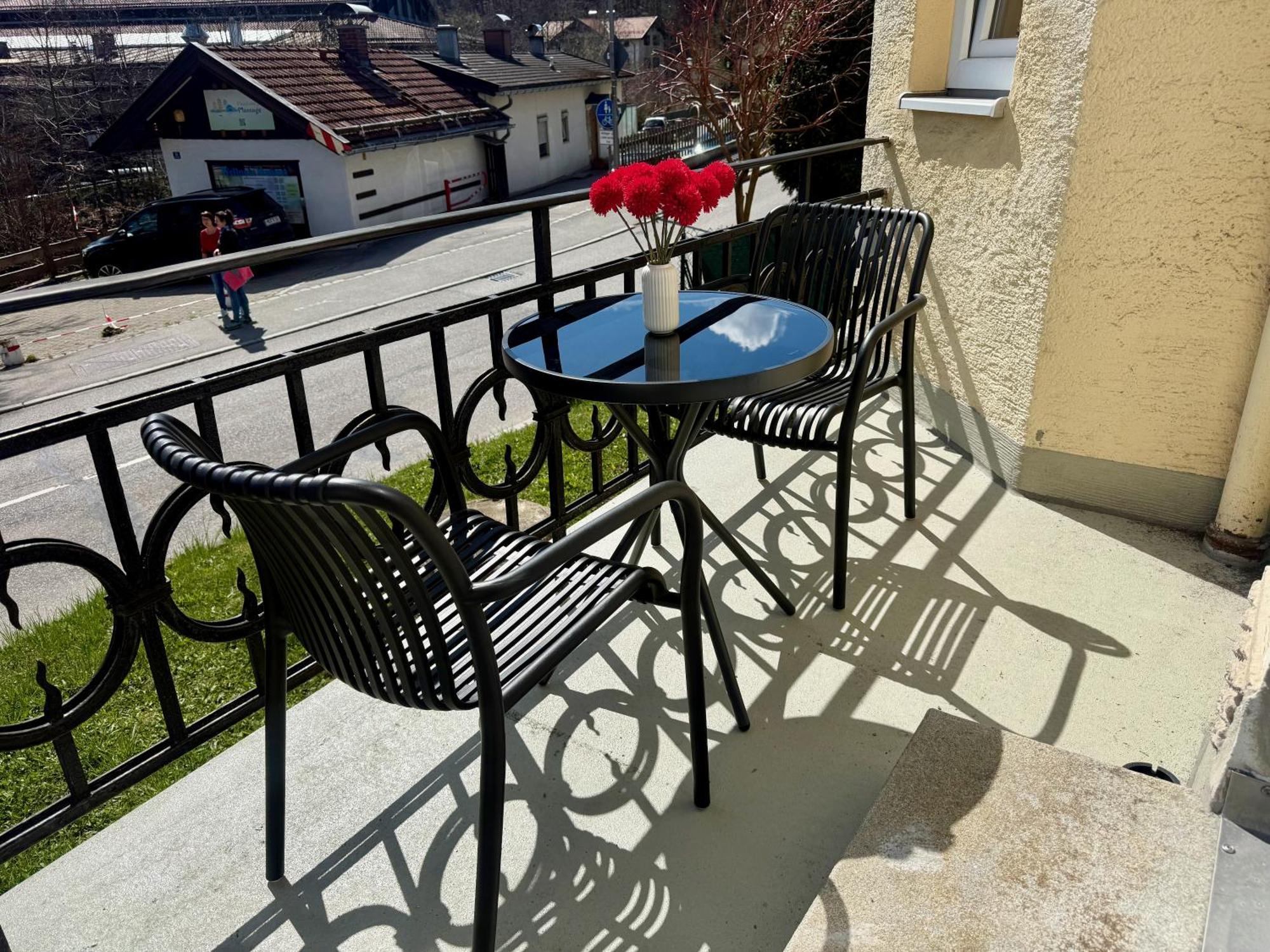 Liebelei Miesbach - Boutique-Apartment Mit Terrasse Im Zentrum Εξωτερικό φωτογραφία